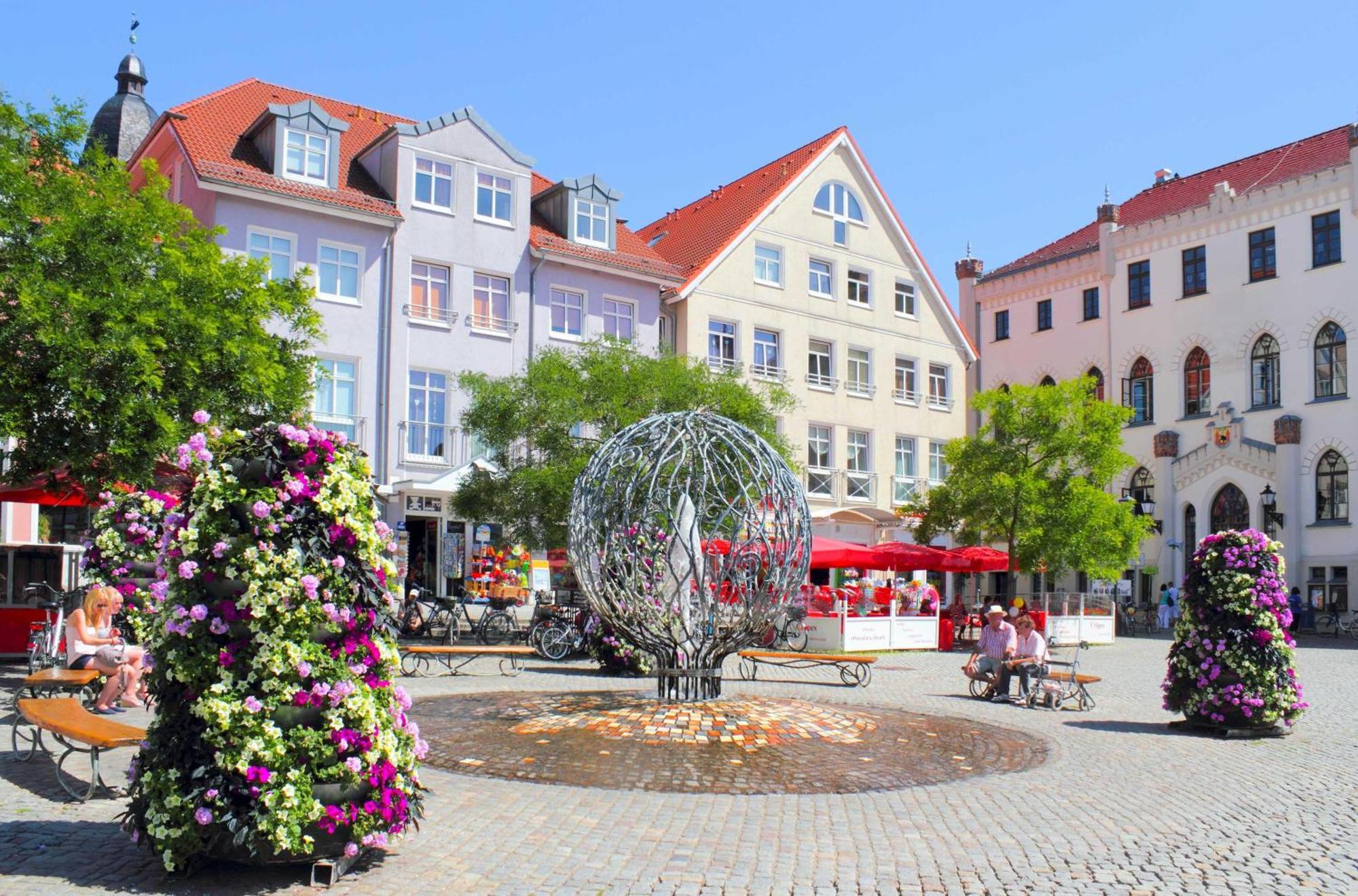 Grosse Sommerliebe - Ferienhaus Nah Am Volksbad Und Radwanderweg Waren  Eksteriør bilde